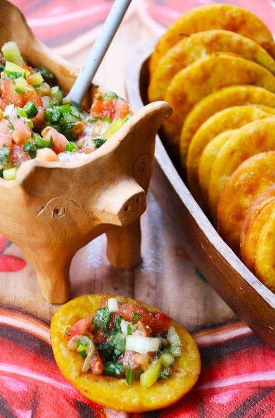 EasyPress™ Una prensa, mil recetas: empanadas, sopaipillas, tortillas, arepas, fajitas, y más listas en un solo paso 🍽️
